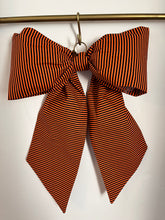 Load image into Gallery viewer, Big Beautiful Bow
