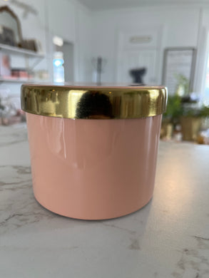 Peach container with lid