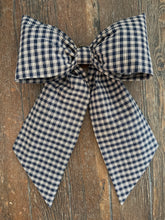 Load image into Gallery viewer, Big Beautiful Bow