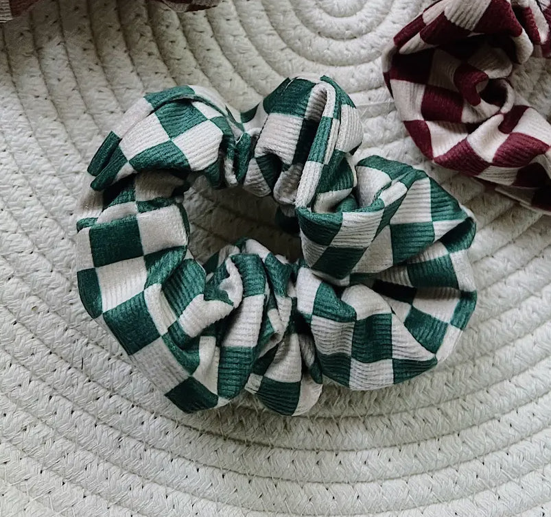 Checkered scrunchies