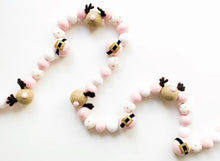 Load image into Gallery viewer, Pearl and Jane Garlands