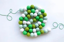 Load image into Gallery viewer, Pearl and Jane Garlands