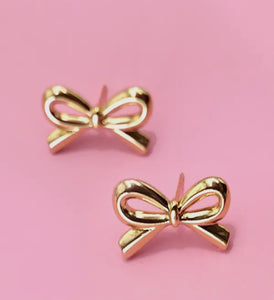 Bow stud earrings