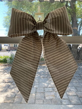 Load image into Gallery viewer, Big Beautiful Bow