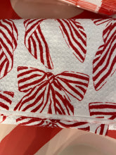 Load image into Gallery viewer, Valentines geometry towels