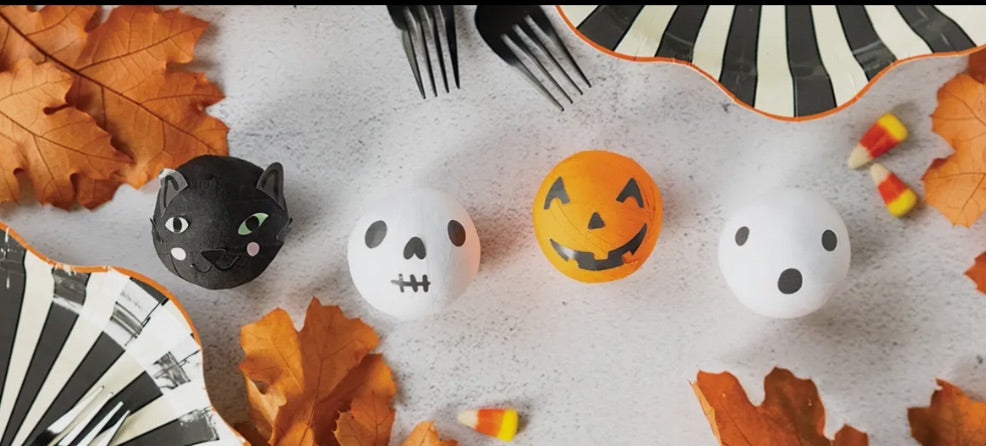 Halloween surprise balls