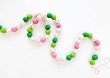 Load image into Gallery viewer, Pearl and Jane Garlands