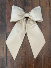 Load image into Gallery viewer, Big Beautiful Bow