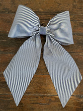 Load image into Gallery viewer, Big Beautiful Bow
