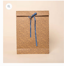 Load image into Gallery viewer, Parcel Paper