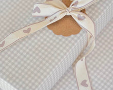 Load image into Gallery viewer, Parcel Paper